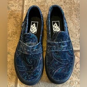 NWOT Vans Style 53 Velvet Paisley Dark Blue Slip On Shoes sz 6.5M/8W